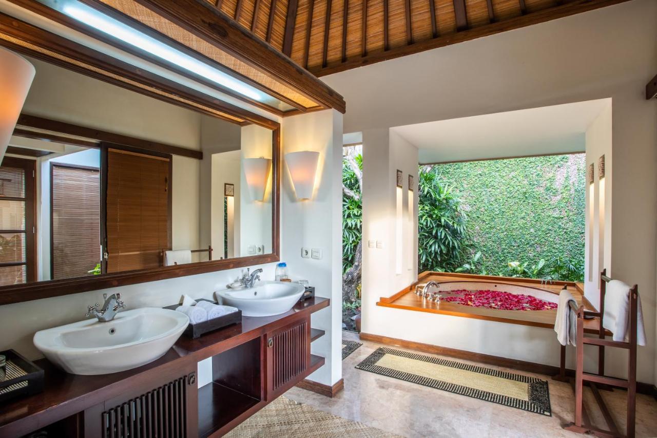 Villa Saffron Seminyak Exteriör bild
